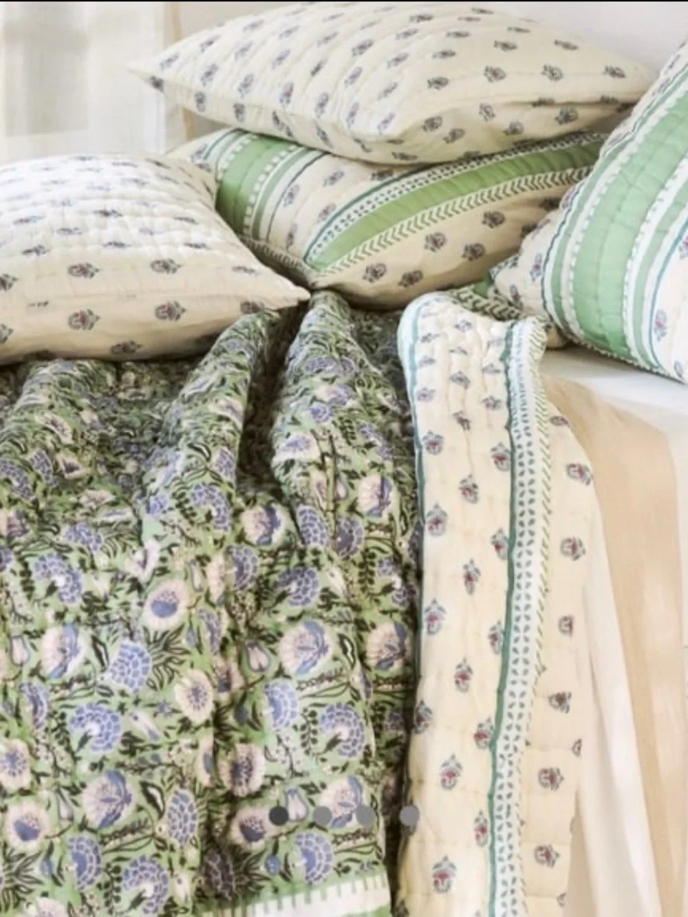 Anthropologie Cotton Voile Printed Quilt Size Queen NWT